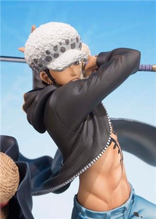 Monkey D Luffy and Trafalgar D Water Law One Piece figure OMS0911